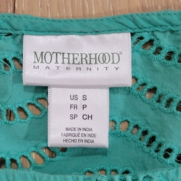 Motherhood Maternity teal eyelet top size Small - Picture 4 of 7